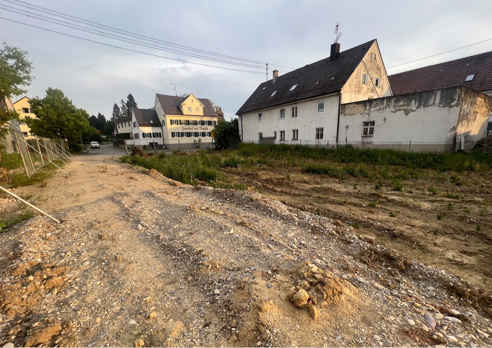 Grundstückserschließung ca. 2.400 m² – Verschmelzung und Entwicklung